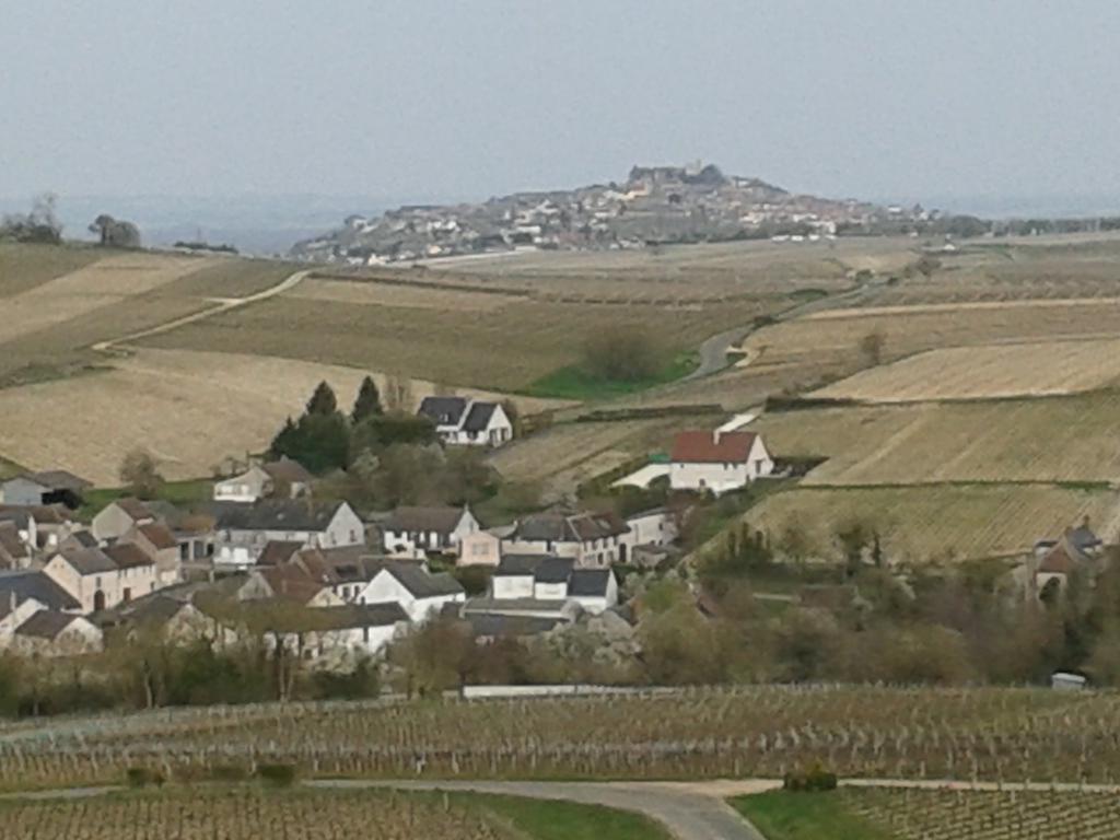 Le Clos Saint Martin Hotel Sancerre Exterior foto